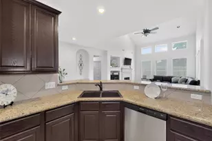 4027 Chestnut Bend Dr, Missouri City, TX 77459 - Photo 14