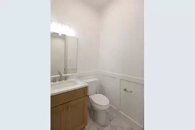 510 E 37th Street, Houston, TX 77022 - Photo 16