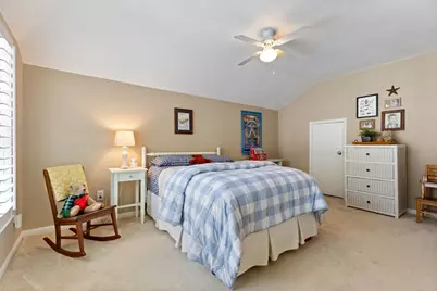 18 Courtland Green Street, The Woodlands, TX 77382 - Photo 32