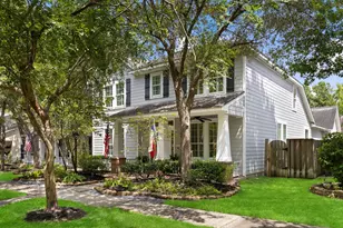18 Courtland Green St, The Woodlands, TX 77382 - Photo 4