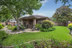 1319 Mission Chase Dr, Houston, TX 77077 - Photo 22