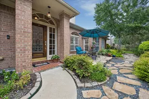 1319 Mission Chase Dr, Houston, TX 77077 - Photo 2
