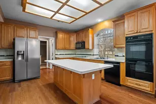 2210 Crimson Cove Ct, League City, TX 77573 - Photo 14