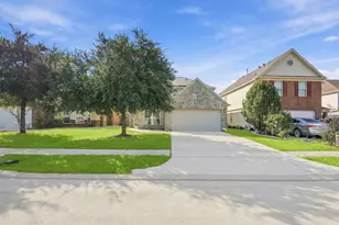 11007 Bauer Elm Street, Houston, TX 77044 - Photo 2