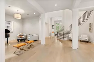 11703 Flintwood Dr, Houston, TX 77024 - Photo 2