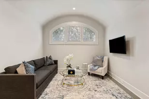 11703 Flintwood Dr, Houston, TX 77024 - Photo 20