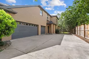 11703 Flintwood Dr, Houston, TX 77024 - Photo 48