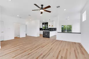 607 E Forest Ave, Shoreacres, TX 77571 - Photo 12