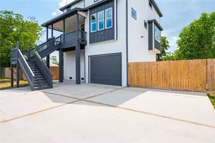 607 E Forest Ave, Shoreacres, TX 77571 - Photo 4
