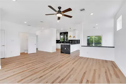 607 E Forest Avenue, Shoreacres, TX 77571 - Photo 12