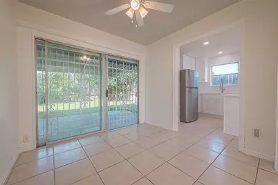 10819 Sageriver Drive, Houston, TX 77089 - Photo 12