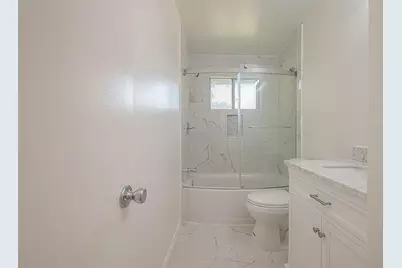 10819 Sageriver Drive, Houston, TX 77089 - Photo 30