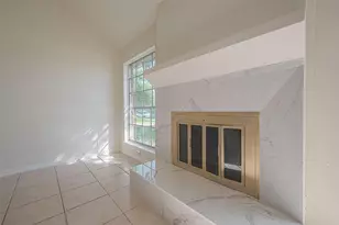 10819 Sageriver Dr, Houston, TX 77089 - Photo 8