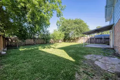10819 Sageriver Drive, Houston, TX 77089 - Photo 42