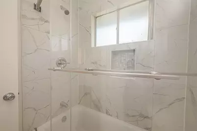 10819 Sageriver Drive, Houston, TX 77089 - Photo 26