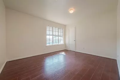 10819 Sageriver Drive, Houston, TX 77089 - Photo 28