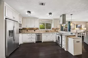 6223 Vinewood Ln, League City, TX 77573 - Photo 4