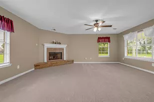 205 N 8th St, Highlands, TX 77562 - Photo 22