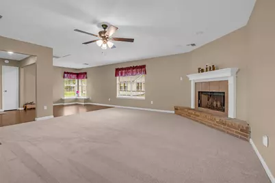 205 N 8th Street, Highlands, TX 77562 - Photo 26