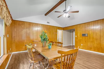 205 N 8th Street, Highlands, TX 77562 - Photo 18
