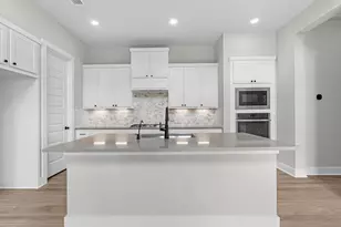 32154 Sky Branch Dr, Fulshear, TX 77441 - Photo 2