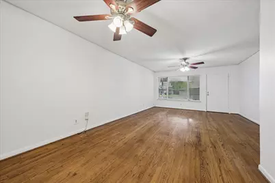 4029 McDermed Drive, Houston, TX 77025 - Photo 10