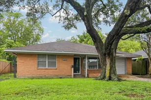 4029 McDermed Dr, Houston, TX 77025 - Photo 6