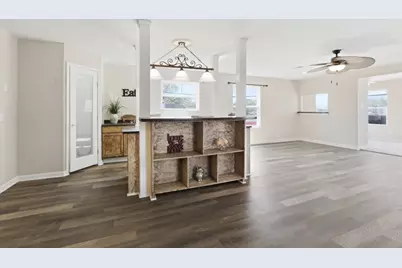 313 Grand Avenue, Bacliff, TX 77518 - Photo 24