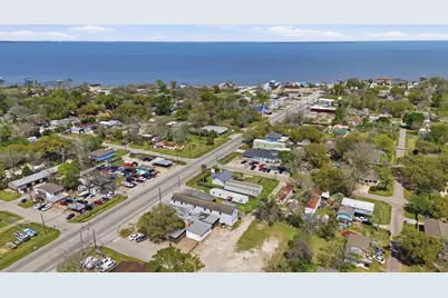 313 Grand Avenue, Bacliff, TX 77518 - Photo 46