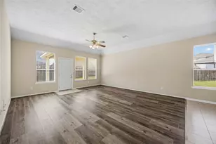 21839 Leigh Creek Dr, Spring, TX 77388 - Photo 14