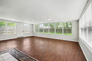 10414 Kirkdale Dr, Houston, TX 77089 - Photo 16