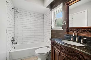 10414 Kirkdale Dr, Houston, TX 77089 - Photo 18