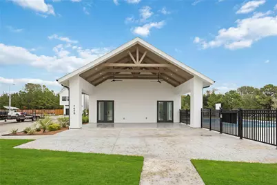 7709 Inwood Hills Lane, Houston, TX 77088 - Photo 38