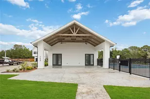 7709 Inwood Hls Ln, Houston, TX 77088 - Photo 38