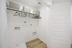 7709 Inwood Hls Ln, Houston, TX 77088 - Photo 20