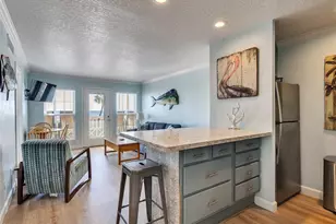 6300 Seawall Blvd, Galveston, TX 77551 - Photo 2