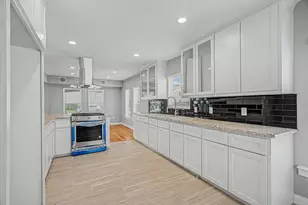 515 Caplin St, Houston, TX 77022 - Photo 14