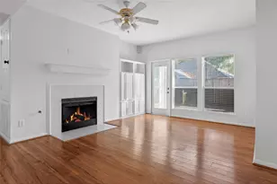 15 S Avonlea Cir, The Woodlands, TX 77382 - Photo 6