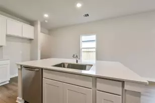 1990 Brookpointe Ln, Dayton, TX 77535 - Photo 10