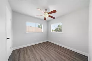 13307 Cape Province Dr, Houston, TX 77083 - Photo 16