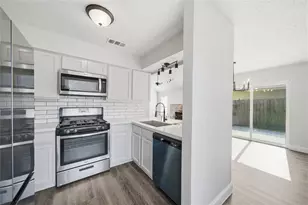 13307 Cape Province Dr, Houston, TX 77083 - Photo 8