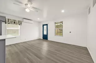 246 Lena Dr, Houston, TX 77022 - Photo 16