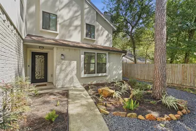 41 Eagle Court, The Woodlands, TX 77380 - Photo 4