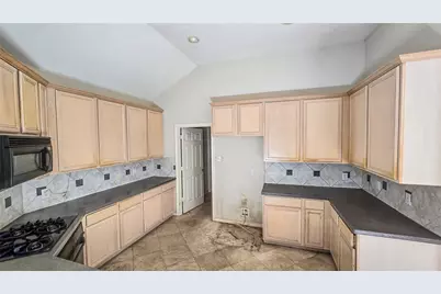 2939 Rosefield Drive, Houston, TX 77080 - Photo 14