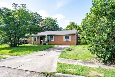 5119 Ripplebrook Drive, Houston, TX 77045 - Photo 4
