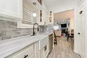12550 Whittington Dr, Houston, TX 77077 - Photo 10