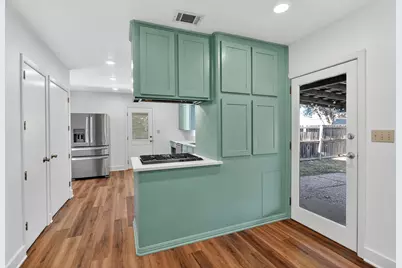 1006 Holt Street, College Station, TX 77840 - Photo 10