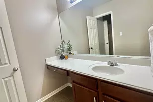 1511 Village Townhome Dr, Pasadena, TX 77504 - Photo 10