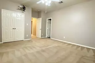 1511 Village Townhome Dr, Pasadena, TX 77504 - Photo 12