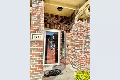 1511 Village Townhome Drive, Pasadena, TX 77504 - Photo 2